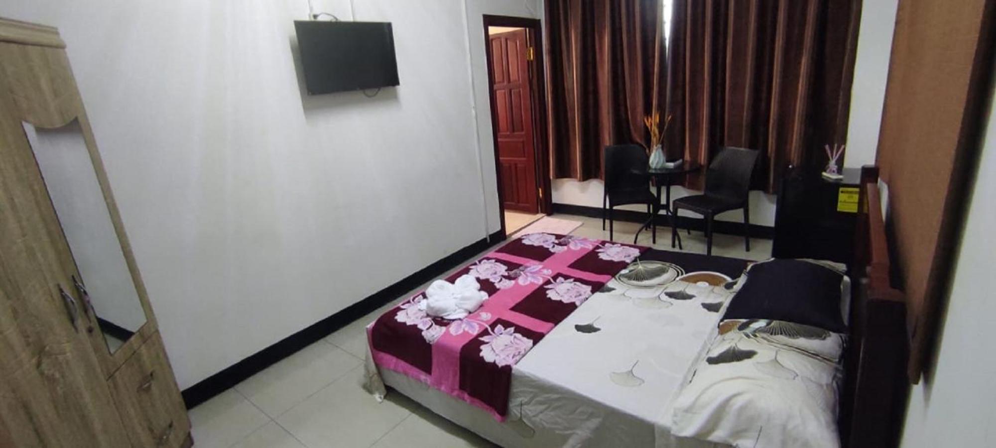 Britos Hotel Paramaribo Exterior foto